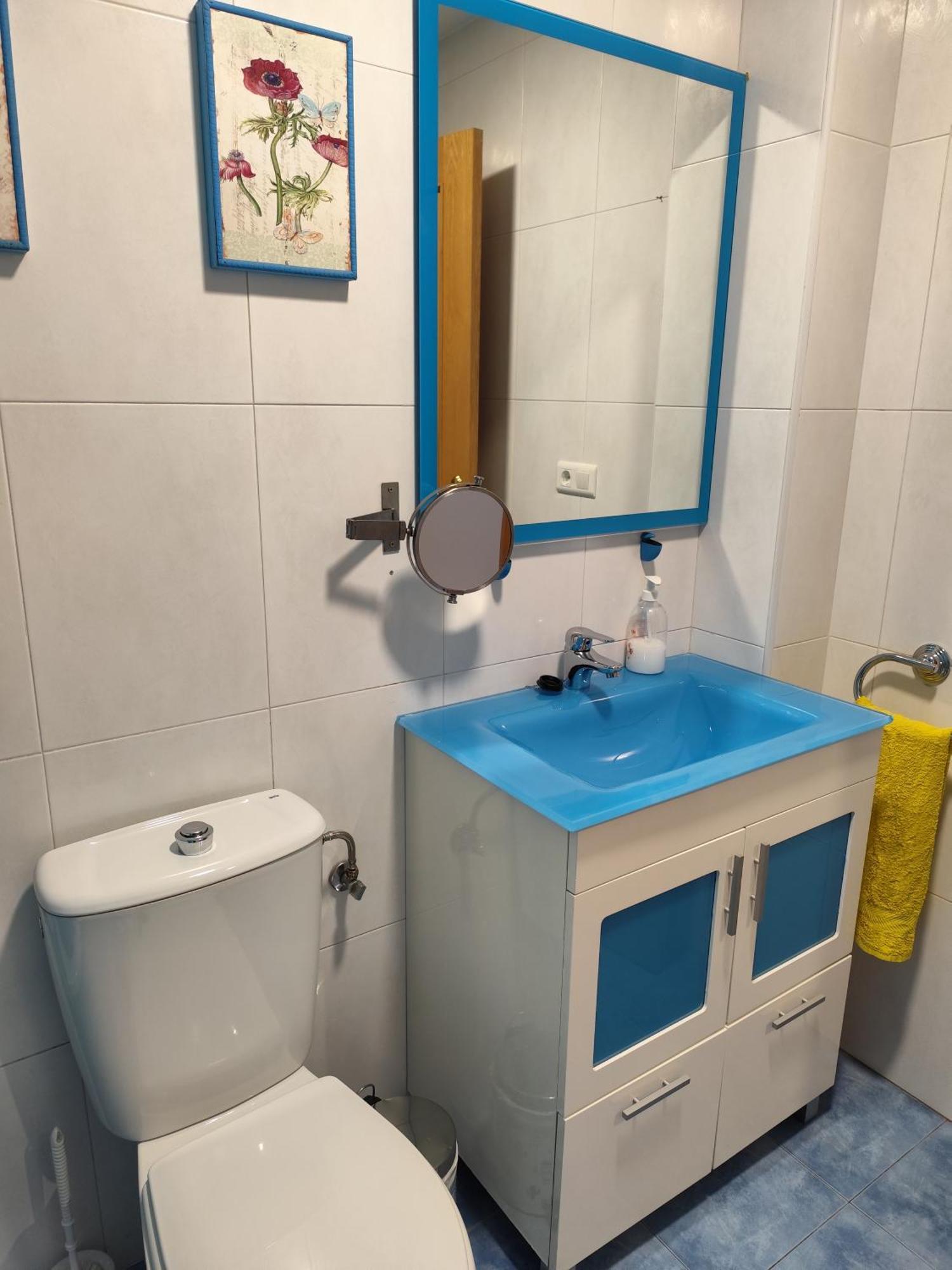 Piso De Tres Con Garaje Y Todos Servicios Cerca Burgo